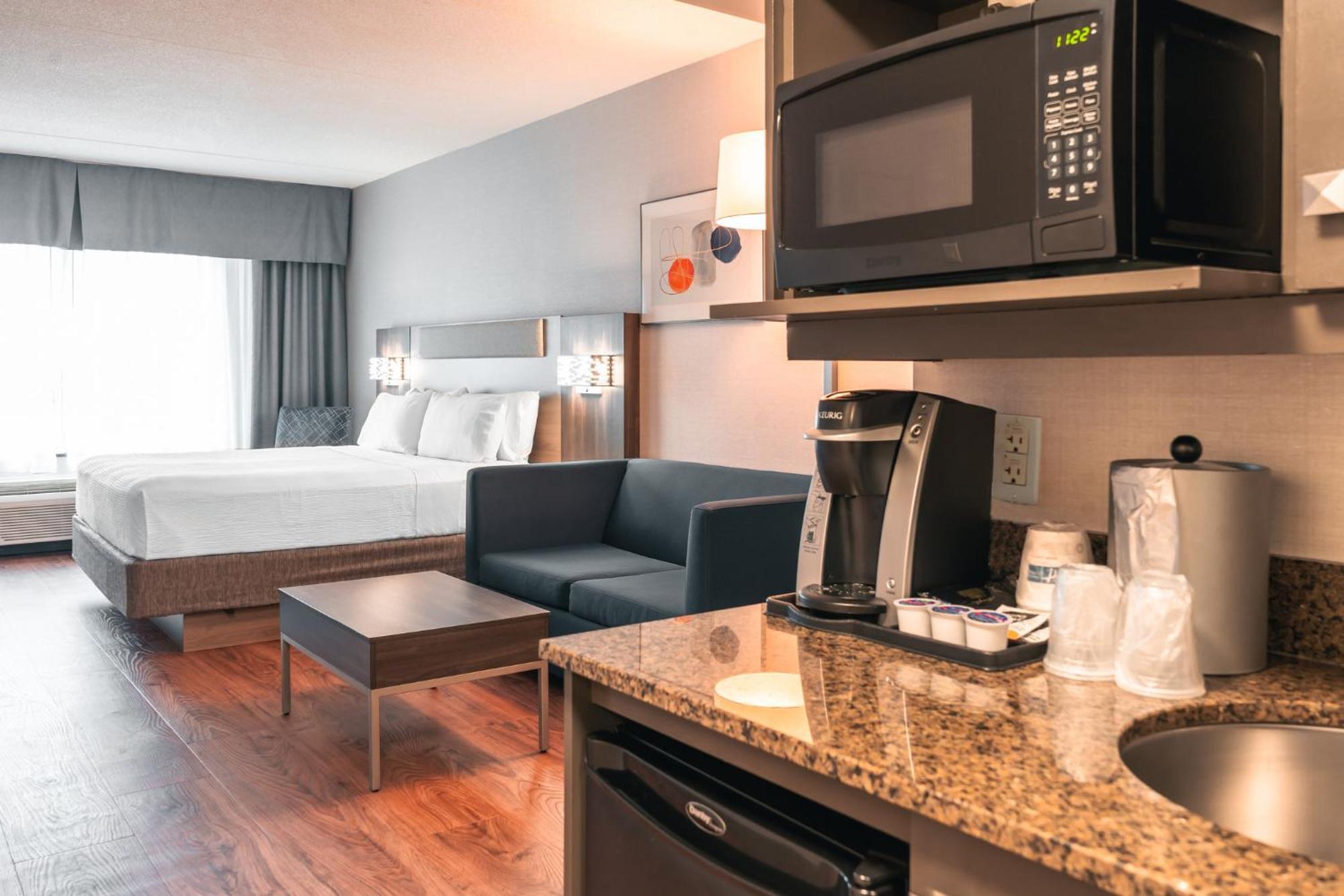 Holiday Inn Express Kingston Central By Ihg Luaran gambar