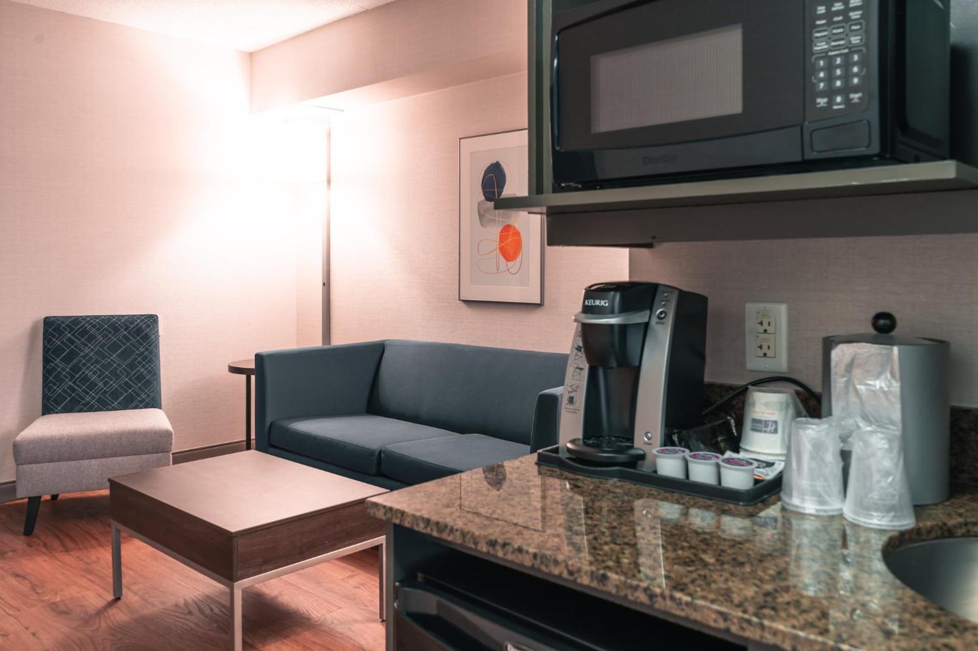 Holiday Inn Express Kingston Central By Ihg Luaran gambar