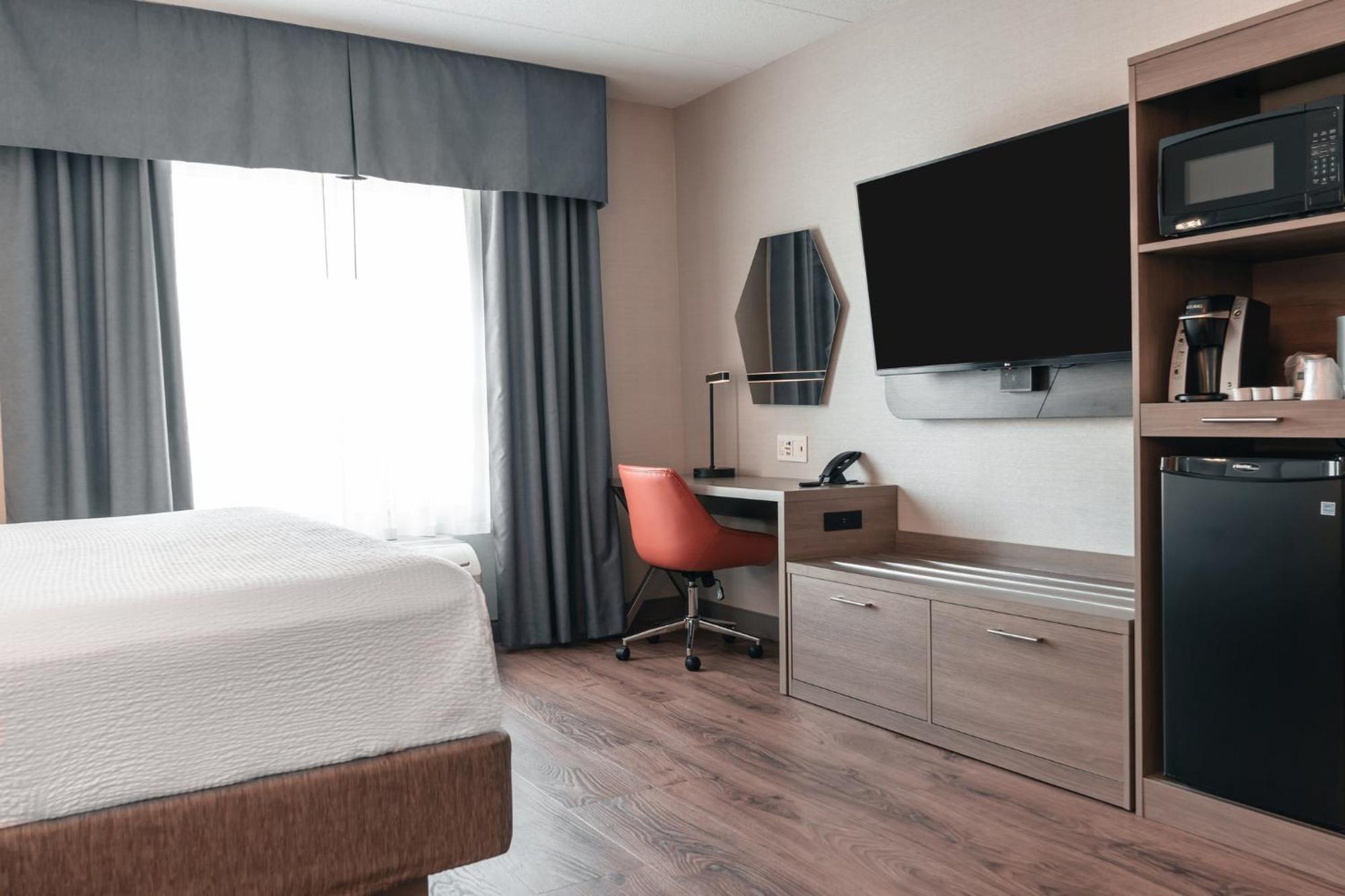 Holiday Inn Express Kingston Central By Ihg Luaran gambar