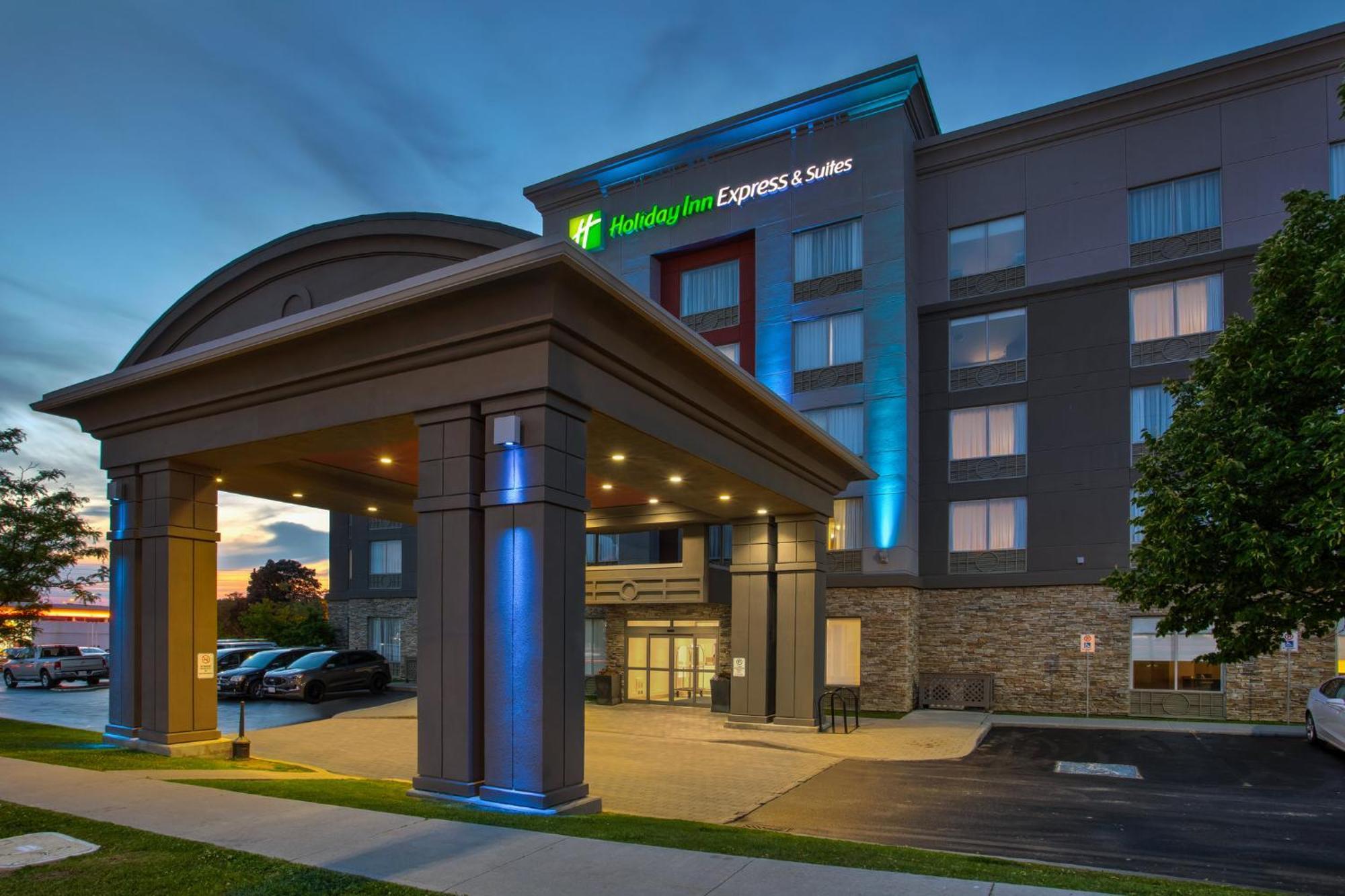 Holiday Inn Express Kingston Central By Ihg Luaran gambar