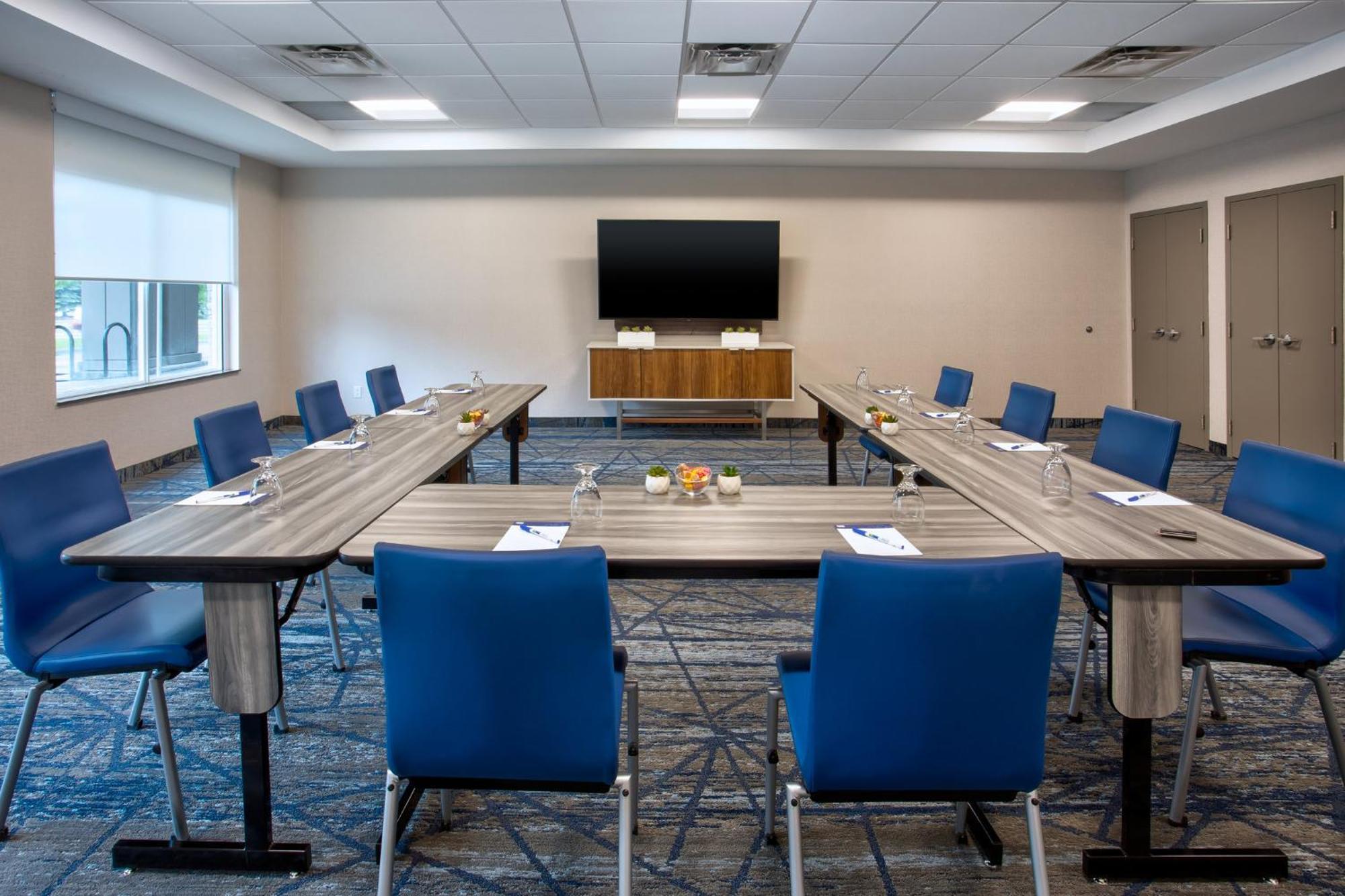 Holiday Inn Express Kingston Central By Ihg Luaran gambar